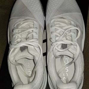 ADIDAS Tennis Shoes